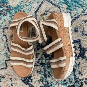 Steve Madden espadrilles platform sandals